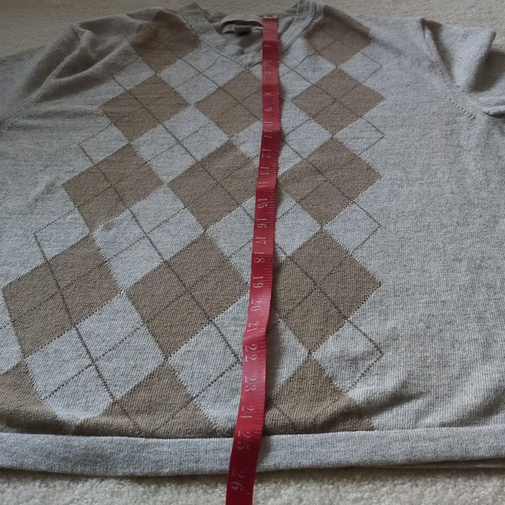 Banana Republic sweater cotton cashmere argyle Preppy Neutral V neck M